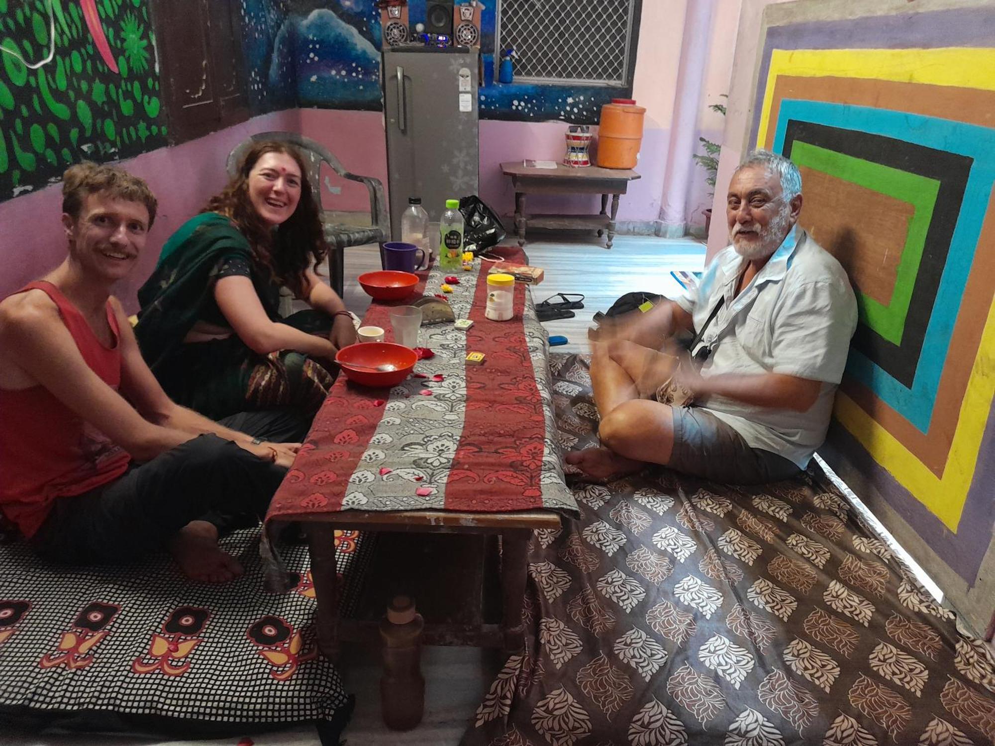 Hostel Monalisa بوشكار المظهر الخارجي الصورة